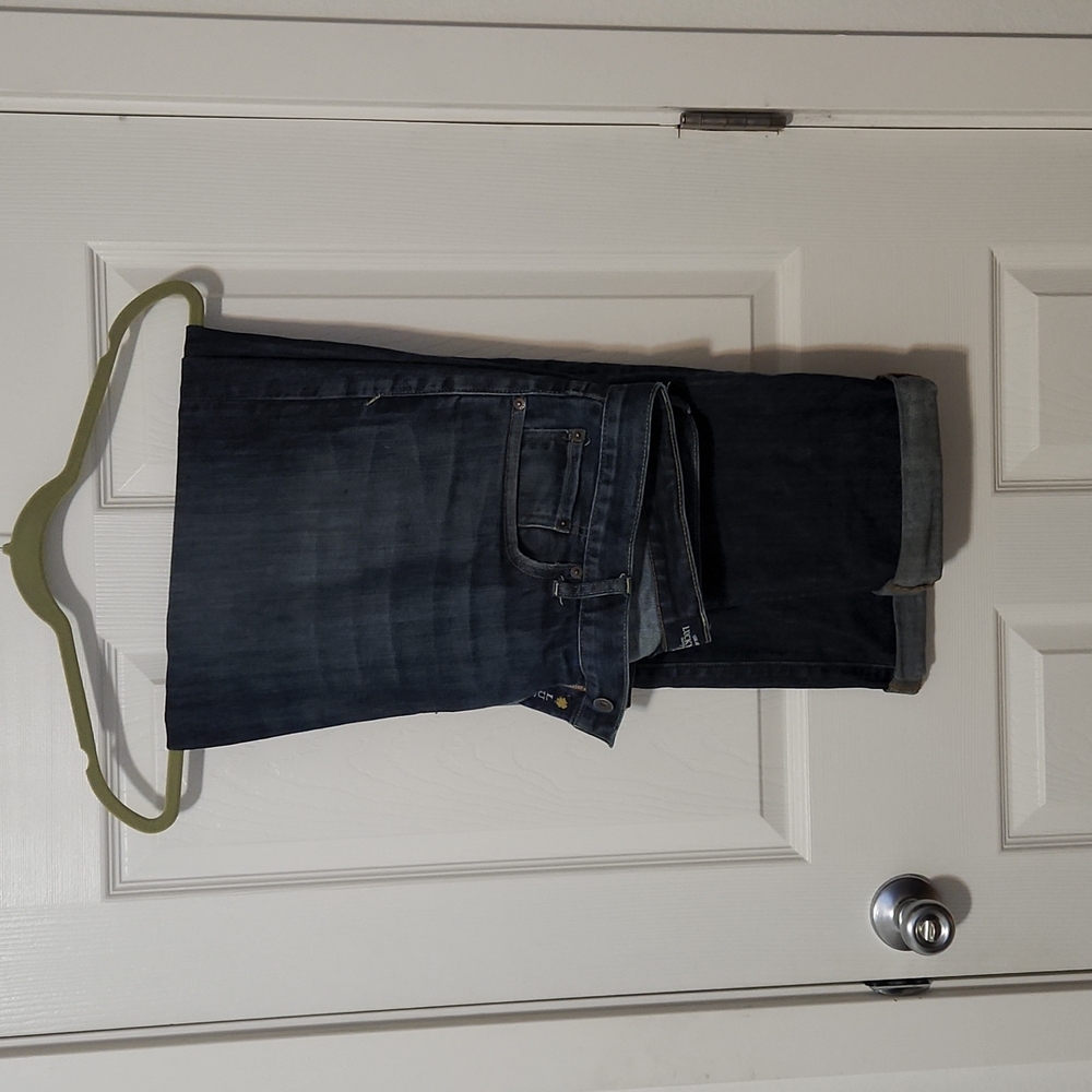Lucky Jeans